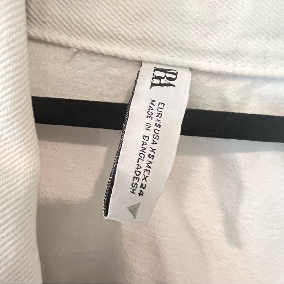 Zara Denim Jacket Womens Cropped White Raw Hem - Picture 11 of 11